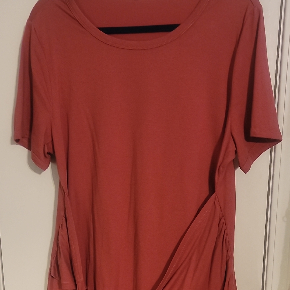 SHEIN Rust Short Sleeve Tee